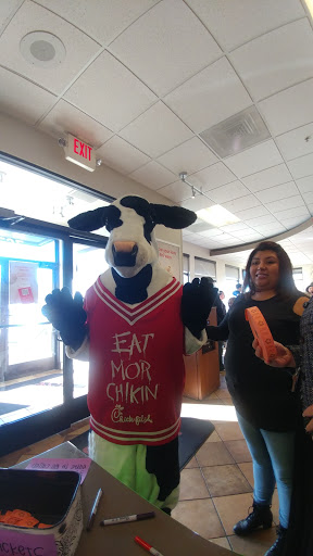 Fast Food Restaurant «Chick-fil-A», reviews and photos, 7676 Campus View Dr, West Jordan, UT 84084, USA