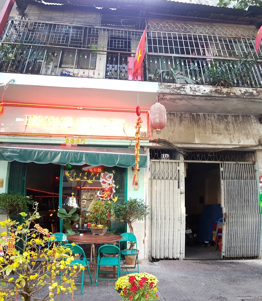 Chinatown Saigon Cafe