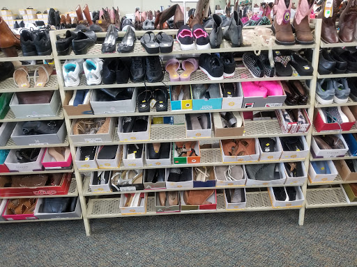 Shoe Store «K & T Shoes», reviews and photos, 485 Pickwick St S, Savannah, TN 38372, USA