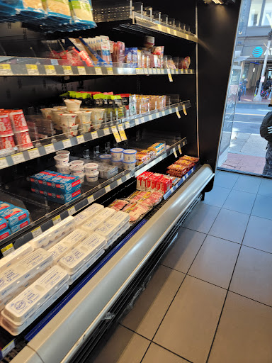 Convenience Store «Walgreens», reviews and photos, 801 7th St NW, Washington, DC 20001, USA