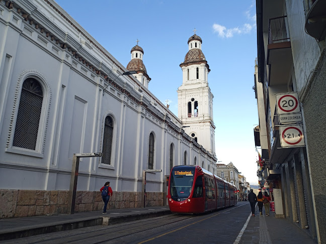 Opiniones de Iglesia Católica Santo Domingo | Cuenca en Cuenca - Iglesia