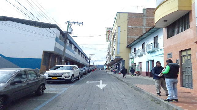 Tarqui entre y, Sucre, Olmedo, Ecuador