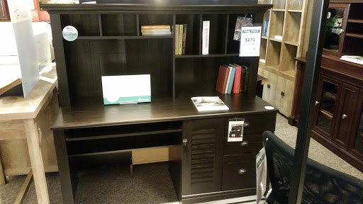 Furniture Store «Steinhafels Furniture», reviews and photos, 8401 W Capitol Dr, Milwaukee, WI 53222, USA