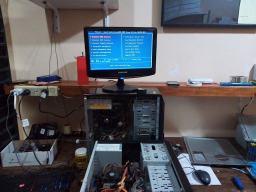 Hacklab | Servicio técnico Informático | Reparación de PC