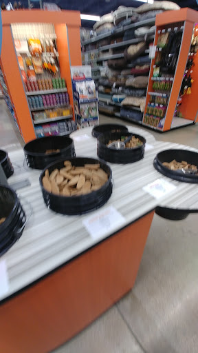 Pet Supply Store «Purely Pets», reviews and photos, 13723 23 Mile Rd, Shelby Charter Township, MI 48315, USA