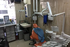 Dr Kanika Kohli Dental Surgeon image