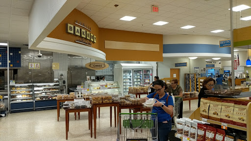Supermarket «Publix Super Market at Paraiso Plaza», reviews and photos, 3339 W 80th St, Hialeah, FL 33018, USA