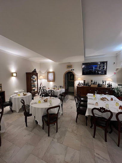 La Scarpetta Ristorante - Piazza Sandro Pertini, 67100 L,Aquila AQ, Italy