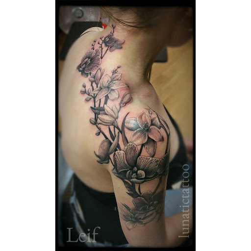 Tattoo Shop «Lunatic Tattoo», reviews and photos, 5620 NE Gher Rd, Vancouver, WA 98662, USA