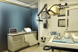 Studio Dentistico Dr. Fabio Maltese image