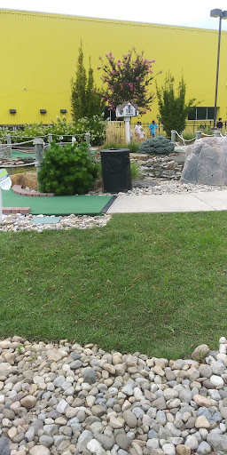 Golf Course «Riverwalk Mini Golf», reviews and photos, 550 Justison St, Wilmington, DE 19801, USA