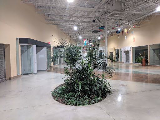 Shopping Mall «Country Club Plaza», reviews and photos, 2310 Watt Ave, Sacramento, CA 95825, USA