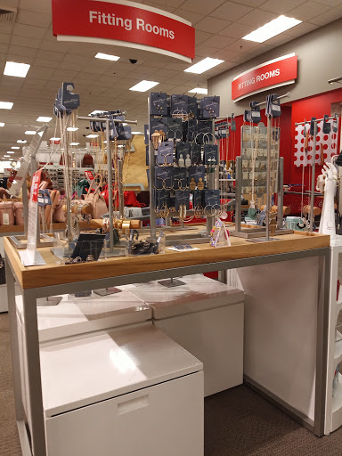 Department Store «Target», reviews and photos, 850 W North Ave, Melrose Park, IL 60160, USA