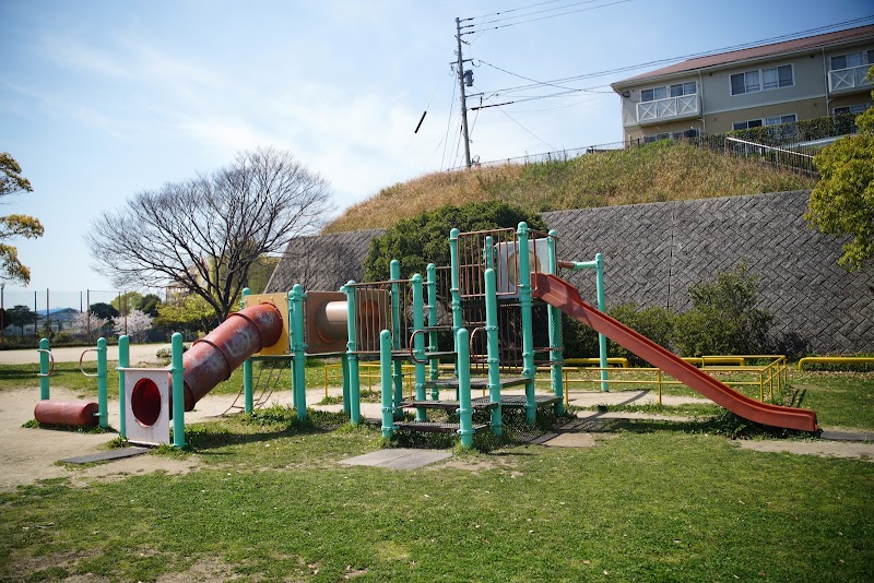 浅川学園台中央公園