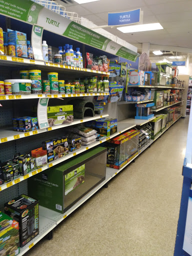 Pet Supply Store «PetSmart», reviews and photos, 2100 McHenry Ave, Modesto, CA 95350, USA