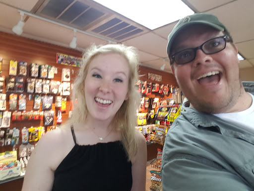 Car Wash «Simoniz Car Wash», reviews and photos, 2502 W Davis St, Conroe, TX 77304, USA