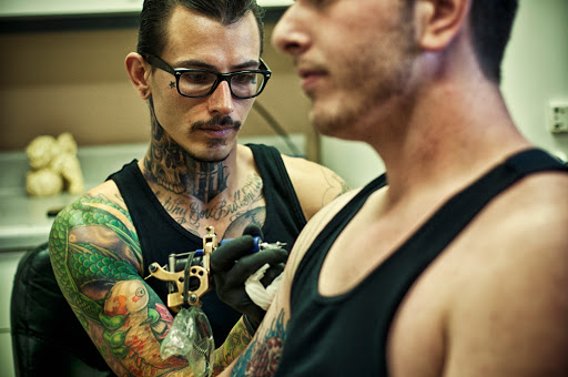 Tattoo Shop «Las Vegas Tattoo Co», reviews and photos, 1829 E 7th Ave, Tampa, FL 33605, USA