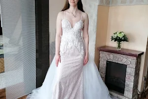 My little Wedding Dream dein Onlineshop für Braut und Abendmode image