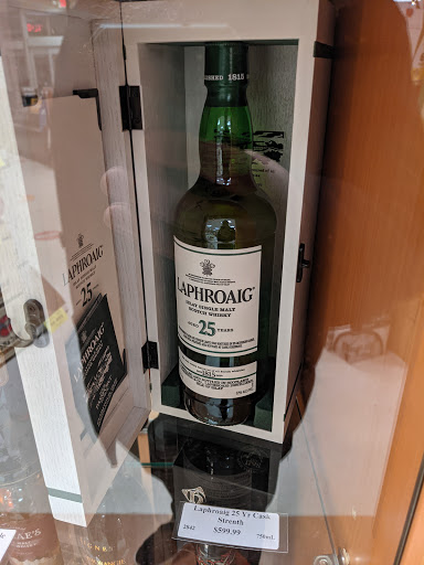 NH Liquor & Wine Outlet, 69 Lafayette Rd, North Hampton, NH 03862, USA, 