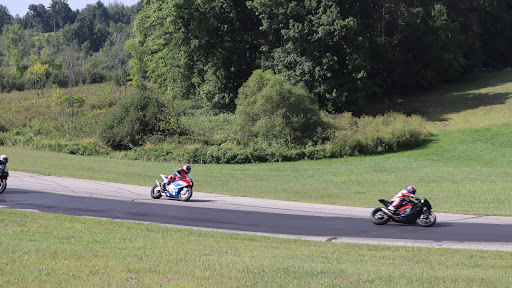 BMW Motorcycle Dealer «BMW Motorcycles Southeast Michigan», reviews and photos, 14855 Sheldon Rd, Plymouth, MI 48170, USA