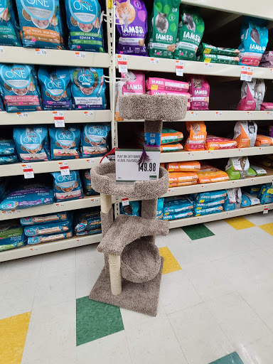 Pet Supply Store «Pet Supplies Plus», reviews and photos, 6845 Highland Rd, White Lake, MI 48383, USA