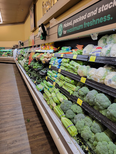 Grocery Store «Safeway», reviews and photos, 2321 W Eisenhower Blvd, Loveland, CO 80537, USA