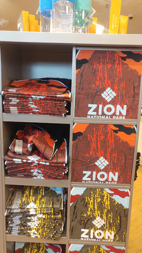 Sportswear Store «Columbia Sportswear Outlet Store at Tanger Outlet Center», reviews and photos, 6699 N Landmark Dr e, Park City, UT 84098, USA