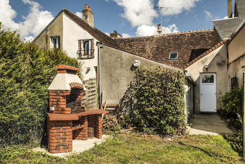 3 chambres - Gîte - JARDIN - CUISINE - PARKING - HOTEL à Nogent-le-Rotrou