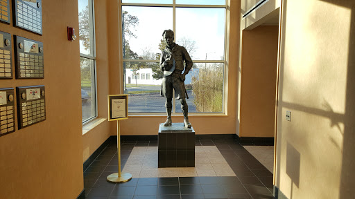 Uniform Store «Detroit Toyota Scout Shop», reviews and photos, 1776 W Warren Ave, Detroit, MI 48208, USA