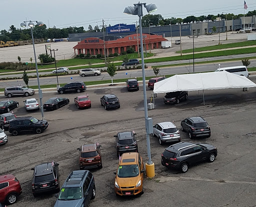 Used Car Dealer «Cassill Motors», reviews and photos, 2939 16th Ave SW, Cedar Rapids, IA 52404, USA