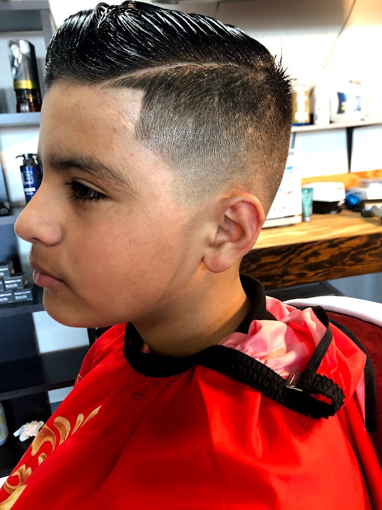 Tonsorial Barber Shop 87123