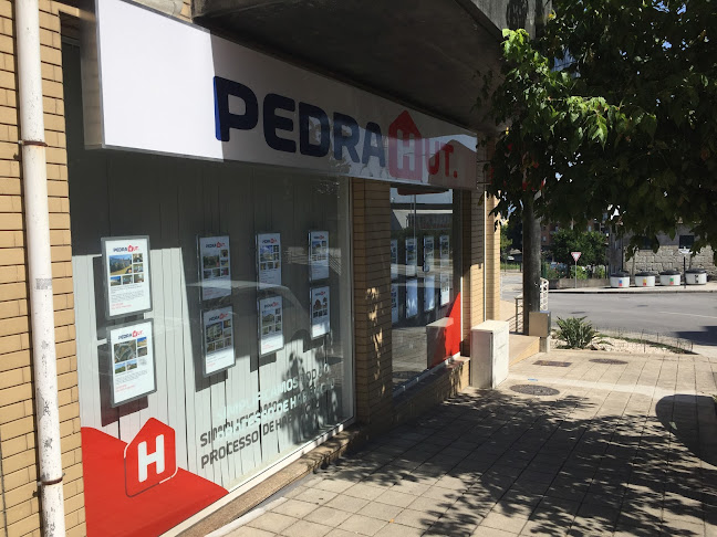 Pedra Hut Mediação Imobiliária, Lda - Lousada