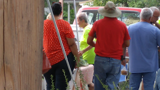 Outdoor Sports Store «Gatlin and Sons Knife Company», reviews and photos, 129 E Utica St, Sellersburg, IN 47172, USA