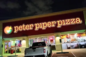 Peter Piper Pizza image