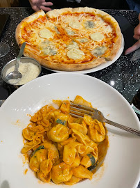 Pizza du Restaurant italien Fratellini Caffè à Puteaux - n°7