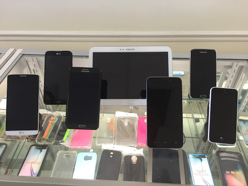 Cell Phone Store «Quick Fix Cellular Phone and Computer Repair», reviews and photos, 733 7th St W, Palmetto, FL 34221, USA