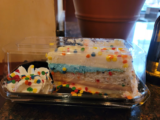 Restaurant «The Cheesecake Factory», reviews and photos, 5000 Shelbyville Rd, Louisville, KY 40207, USA