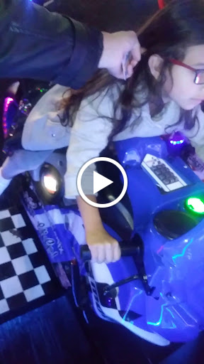 Sports Bar «Dave & Busters», reviews and photos