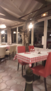 Atmosphère du Restaurant français Ô Chalet Restaurant à Éragny - n°5