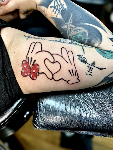 Tattoo Shop «Inkfected Tattoos LLC», reviews and photos, 3740 Glenmore Ave, Cincinnati, OH 45211, USA