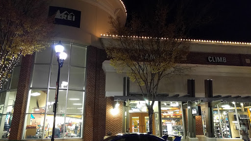 Camping Store «REI», reviews and photos, 11950 Grand Commons Ave, Fairfax, VA 22030, USA