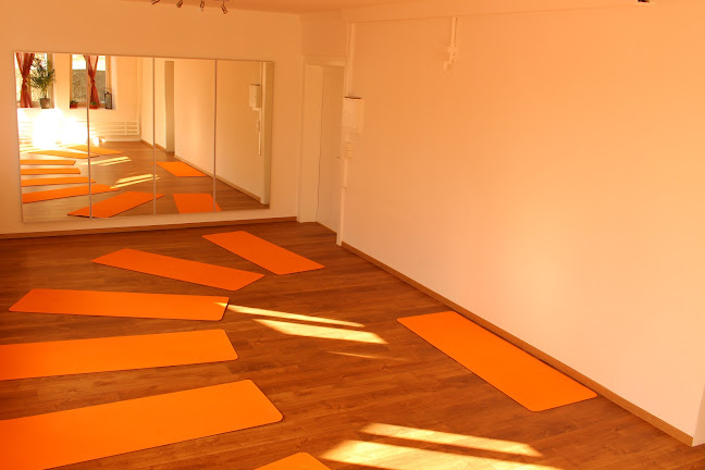 Rezensionen über Yogimeli in La Chaux-de-Fonds - Yoga-Studio