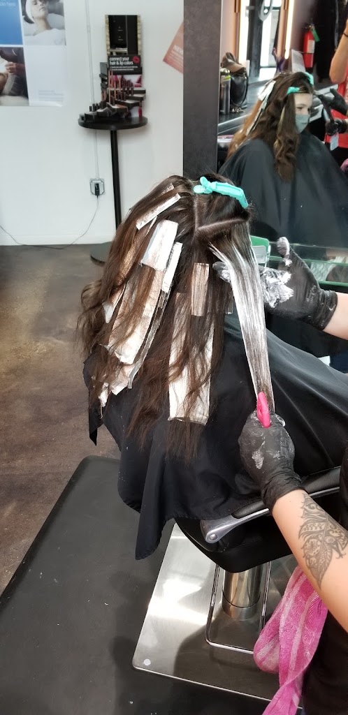 Salon J 76574