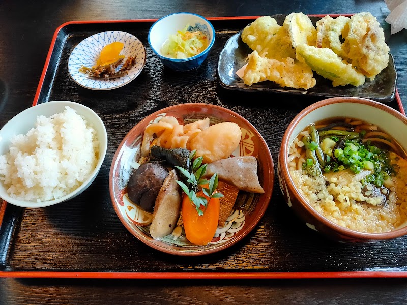 郷の駅「石河内」鹿遊茶屋