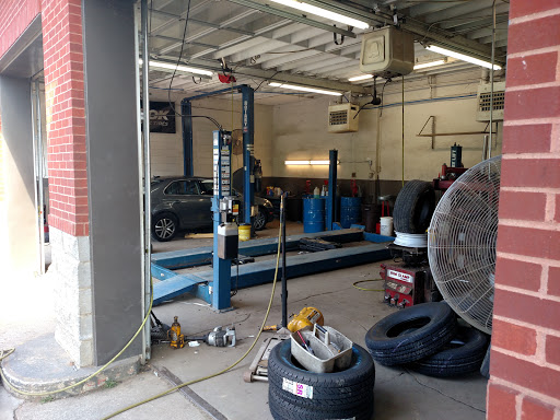 Tire Shop «Owens Oil Co Inc», reviews and photos, 135 N Central Ave, Centerville, TN 37033, USA