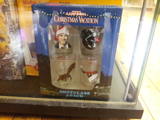 Thrift Store «Out of the Closet - Brooklyn», reviews and photos, 475 Atlantic Ave, Brooklyn, NY 11217, USA