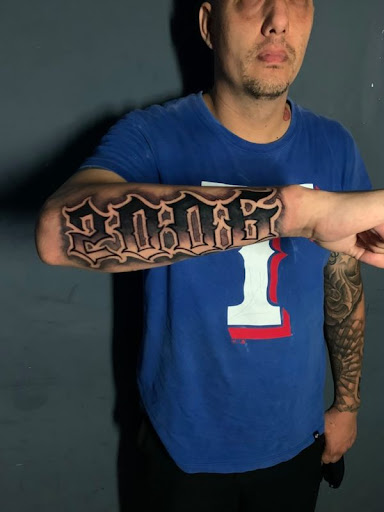 Explore tattoos on hand ideas, creative tattoo ideas in San Antonio, available at Firme Copias Tattoo Studio