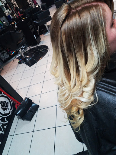 Hair Salon «Blondies Hair Salons Inc», reviews and photos, 5615 US Hwy 98 N, Lakeland, FL 33809, USA