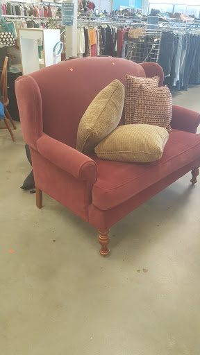 Thrift Store «Triad Goodwill Store & Donation Center», reviews and photos, 106 Muirs Chapel Rd, Greensboro, NC 27407, USA