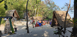 Manaul Beach'in fotoğrafı ve yerleşim